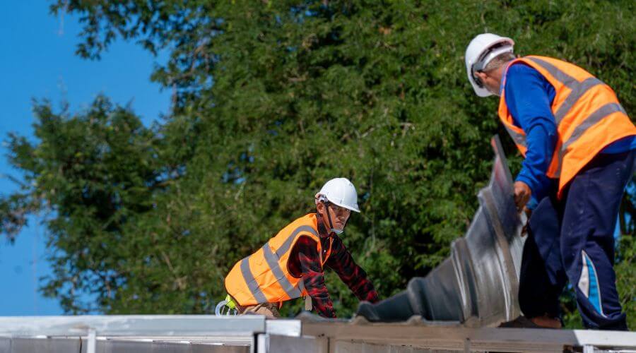 Professional new roof installation services in Saint Petersburg, FL
